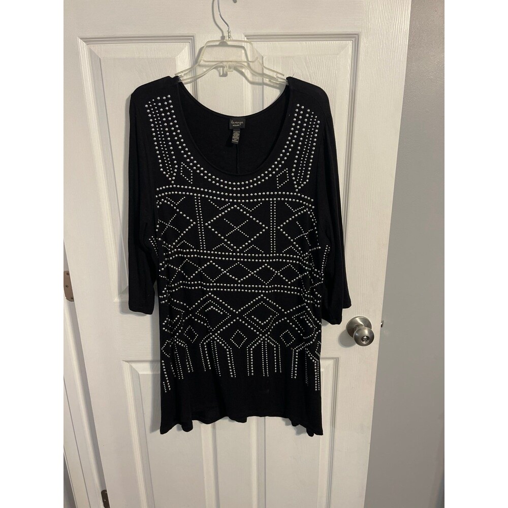 Lavanya Woman Black Tunic Size 2X